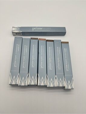 primeeyes Cream Eyeshadow Brush & Eyeshadow Set in Light Blue Packaging